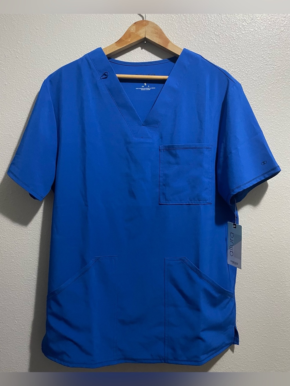 Cherokee Men's V-Neck Scrub Top